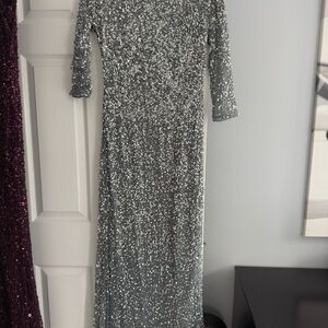 Adrianna Papell- Silver Sequin Long Sleeve Gown